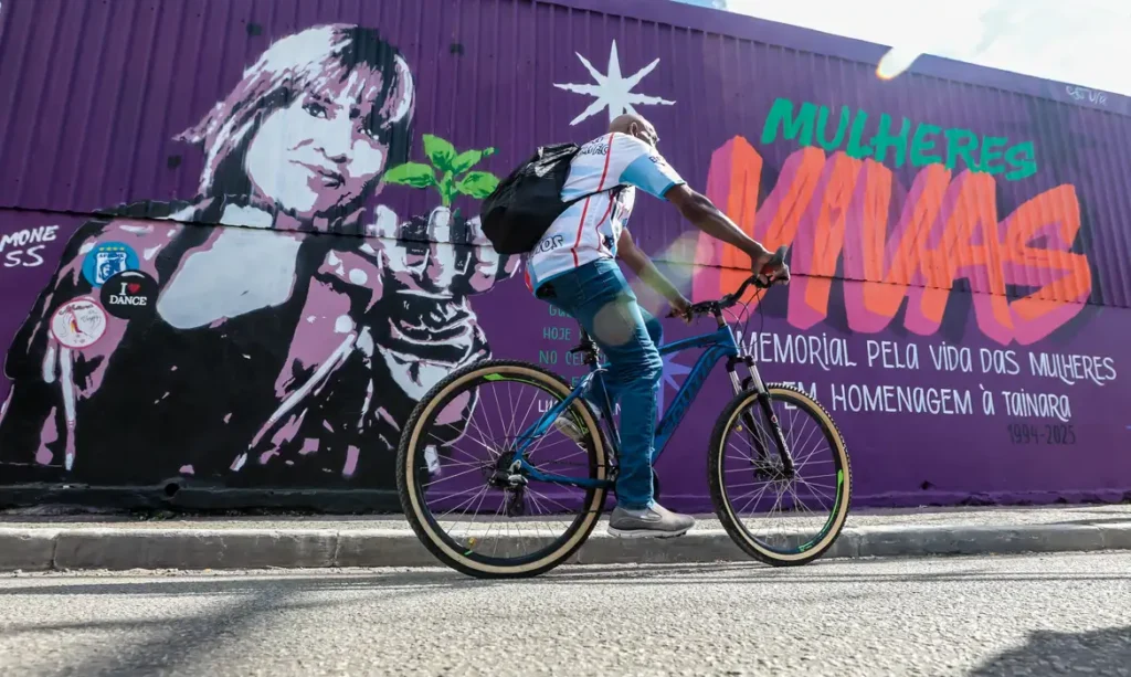 Ato contra feminicídio inaugura mural em homenagem a Tainara em SP