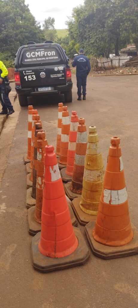 GCMFron apreende cones furtados e reforça fiscalização em Ponta Porã