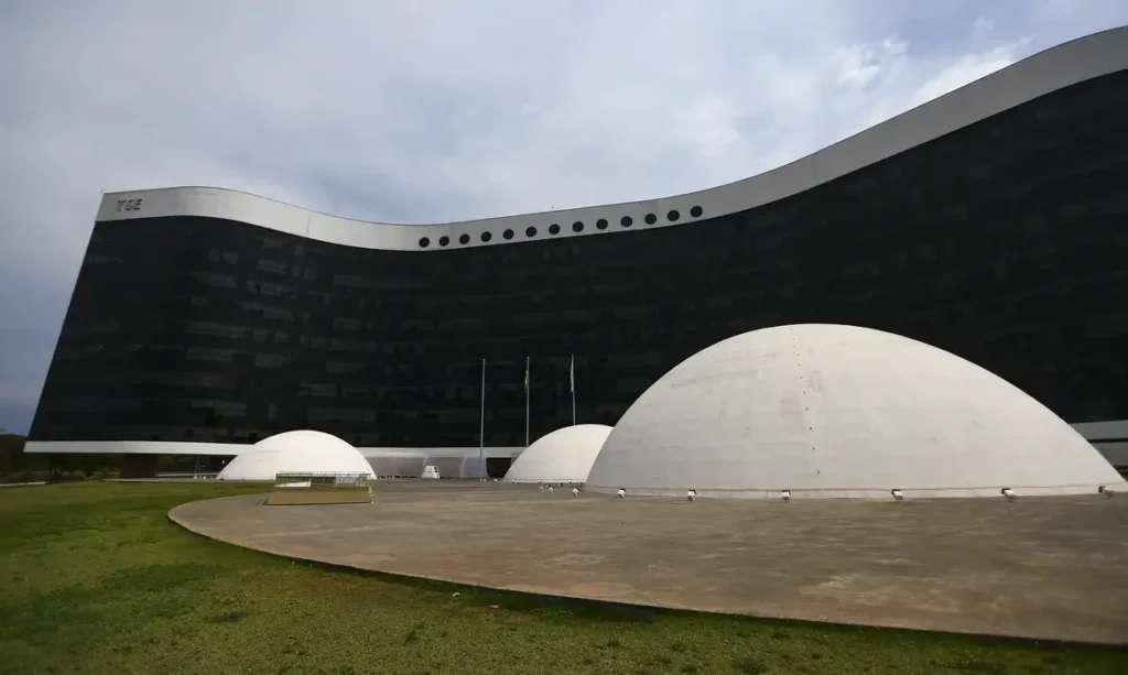IA pode gerar mais fake news nas eleições, alertam especialistas