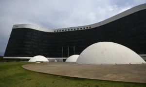 IA pode gerar mais fake news nas eleições, alertam especialistas