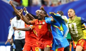 RD Congo vence de virada e segue na Copa, como Colômbia e Portugal